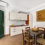 La Realidad Farm stay Finale Ligure