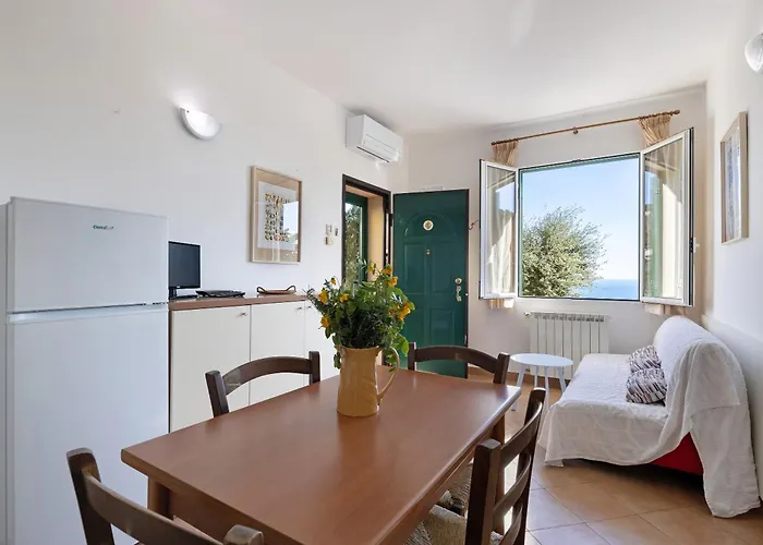 Lantgård La Realidad Finale Ligure
